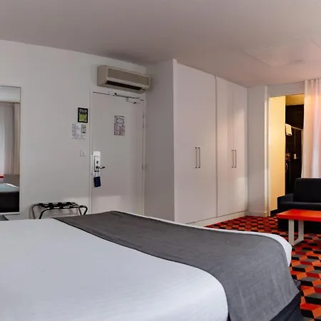 Western San Benedetto Cholet