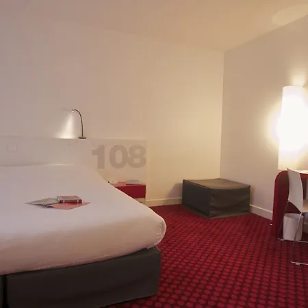 Western San Benedetto Cholet