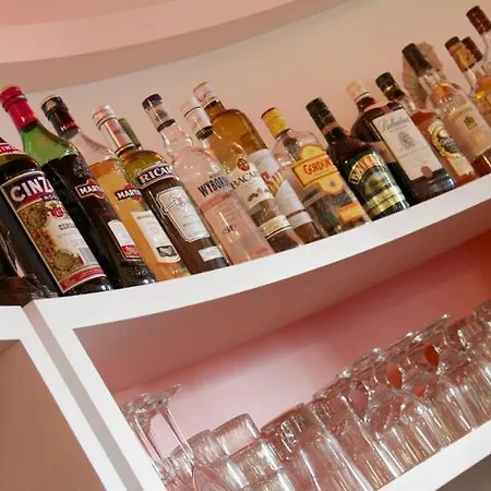 Western San Benedetto 3* Cholet