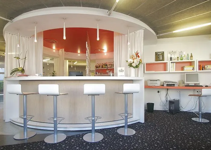 Western San Benedetto Cholet