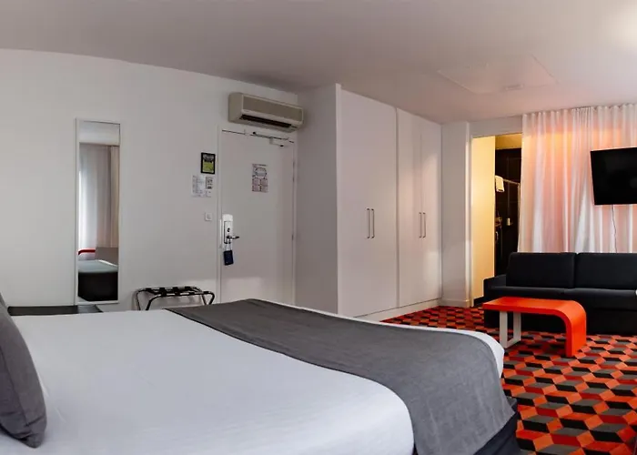 Western San Benedetto Cholet