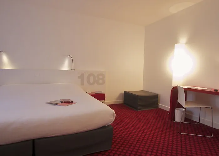 Western San Benedetto Cholet